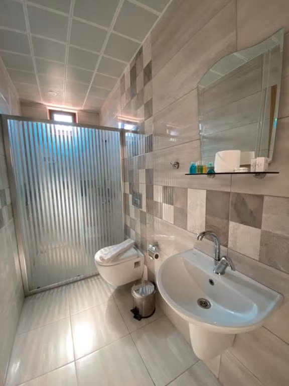 Zeynel Hotel Room 4